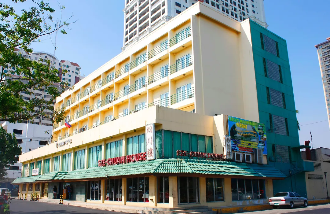 The Aloha Hotel-1